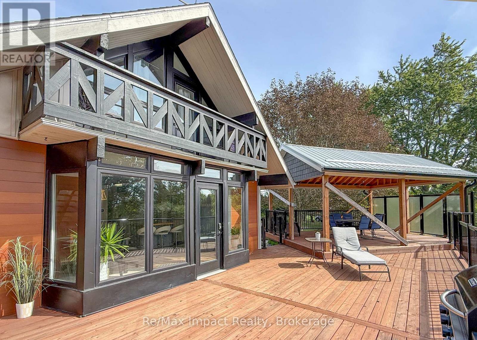 150 FINLEY ROAD - 28