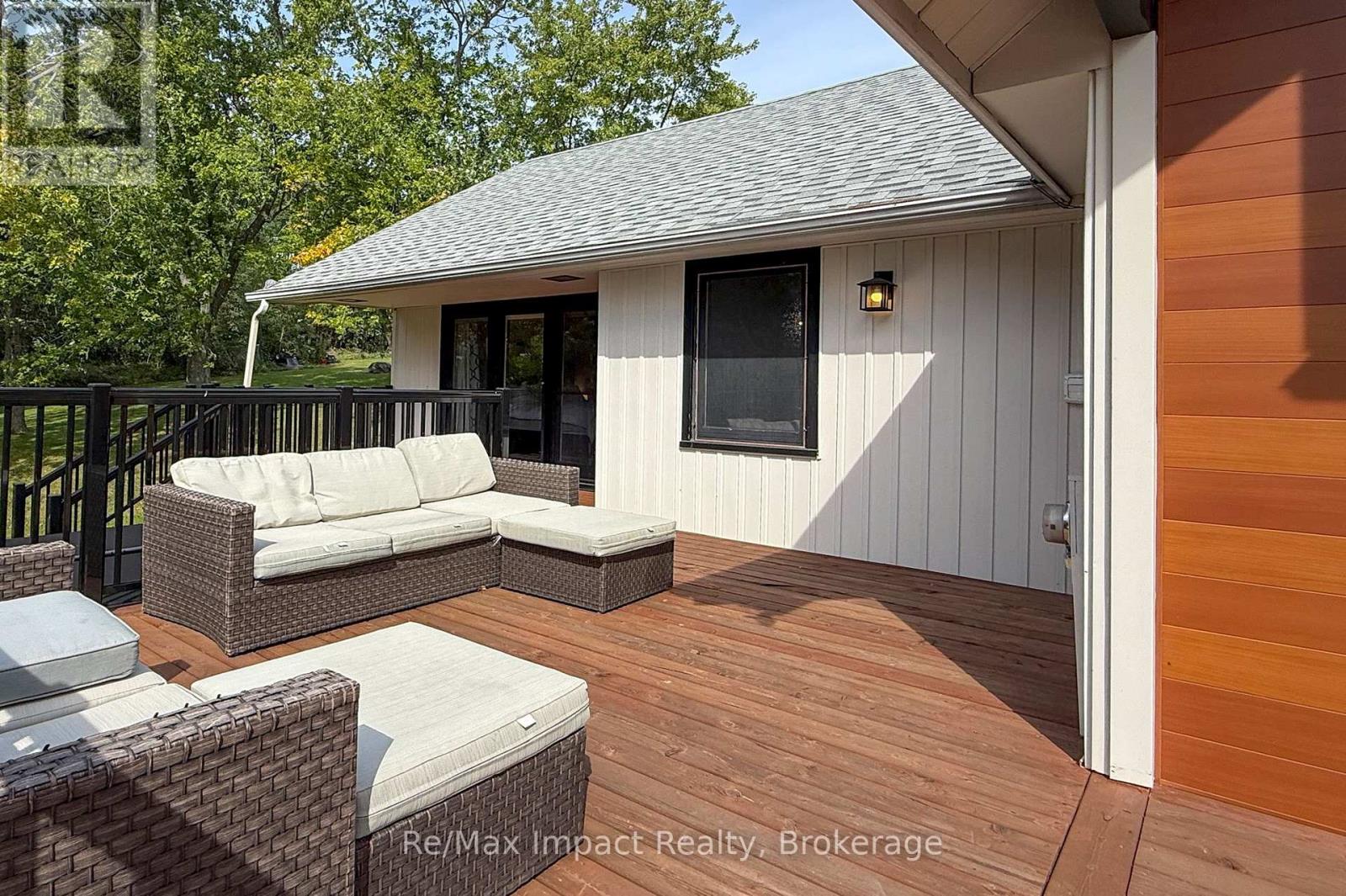 150 FINLEY ROAD - 35