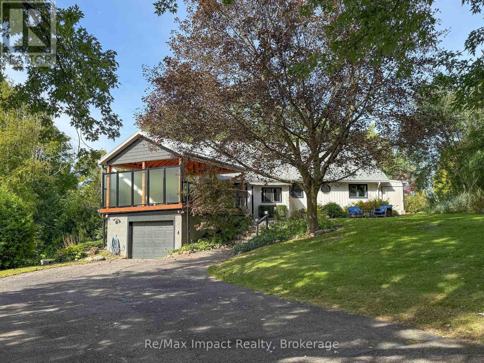 150 FINLEY ROAD - 4
