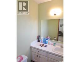 3pc Bathroom - 639 Acadia Drive, Saskatoon, SK S7H3V8 Photo 11