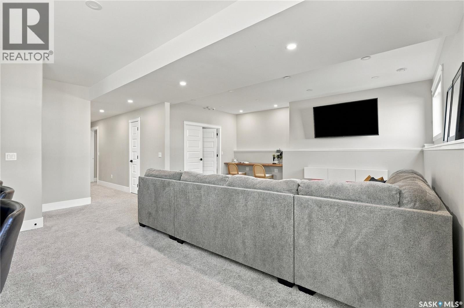 225 Cowan CRESCENT - Image 44