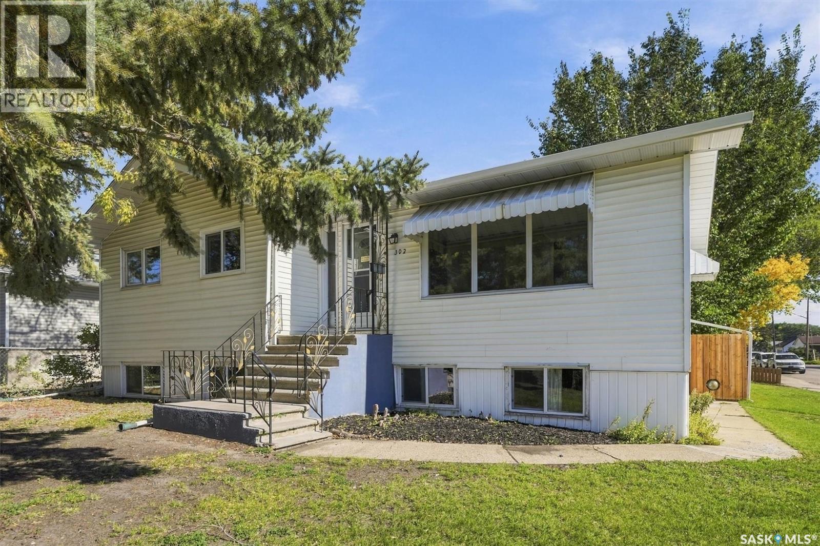 302 McMillan AVENUE, Saskatoon