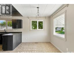 Storage - 302 Mcmillan Avenue, Saskatoon, SK S7L2T5 Photo 14