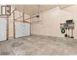 242 Pohorecky Street, Saskatoon, SK S7W0J3 Photo 47