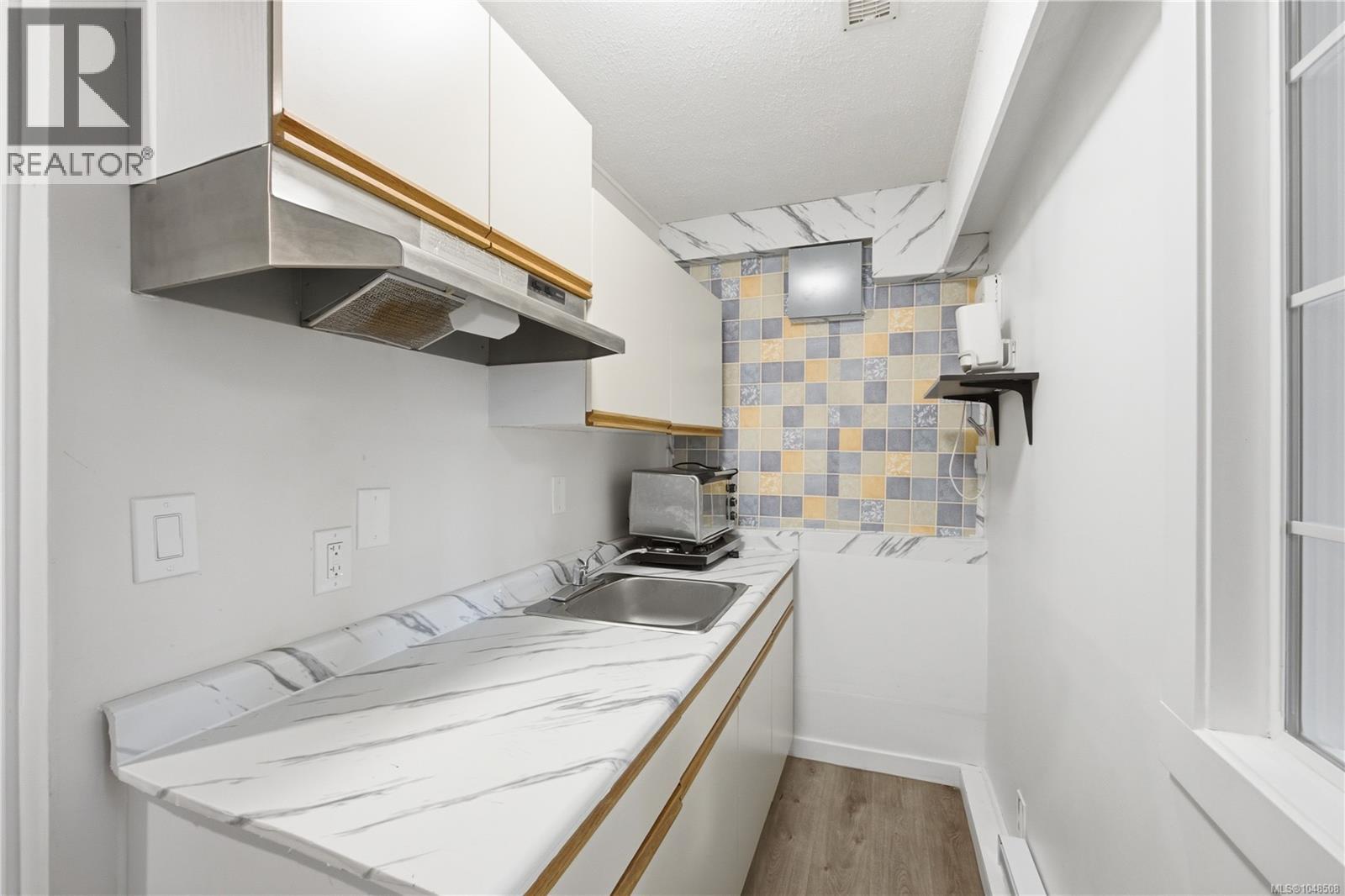 2077 Lakeside Dr - 41