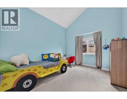 876 Shawnee Drive Sw, Calgary, AB T2Y1X3 Photo 25