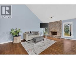 Laundry room - 876 Shawnee Drive Sw, Calgary, AB T2Y1X3 Photo 12
