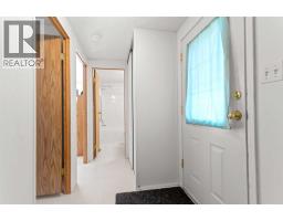150 Devilder Avenue, Trochu, AB T0M2C0 Photo 24