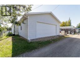 150 Devilder Avenue, Trochu, AB T0M2C0 Photo 29