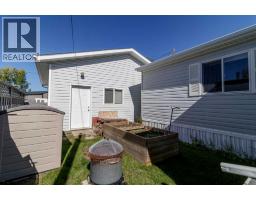 150 Devilder Avenue, Trochu, AB T0M2C0 Photo 32