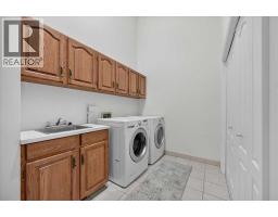 876 Shawnee Drive Sw, Calgary, AB T2Y1X3 Photo 20
