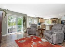 18156 Claytonwood Crescent, Surrey, BC V3S7T5 Photo 16