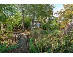18156 Claytonwood Crescent, Surrey, BC V3S7T5 Photo 33