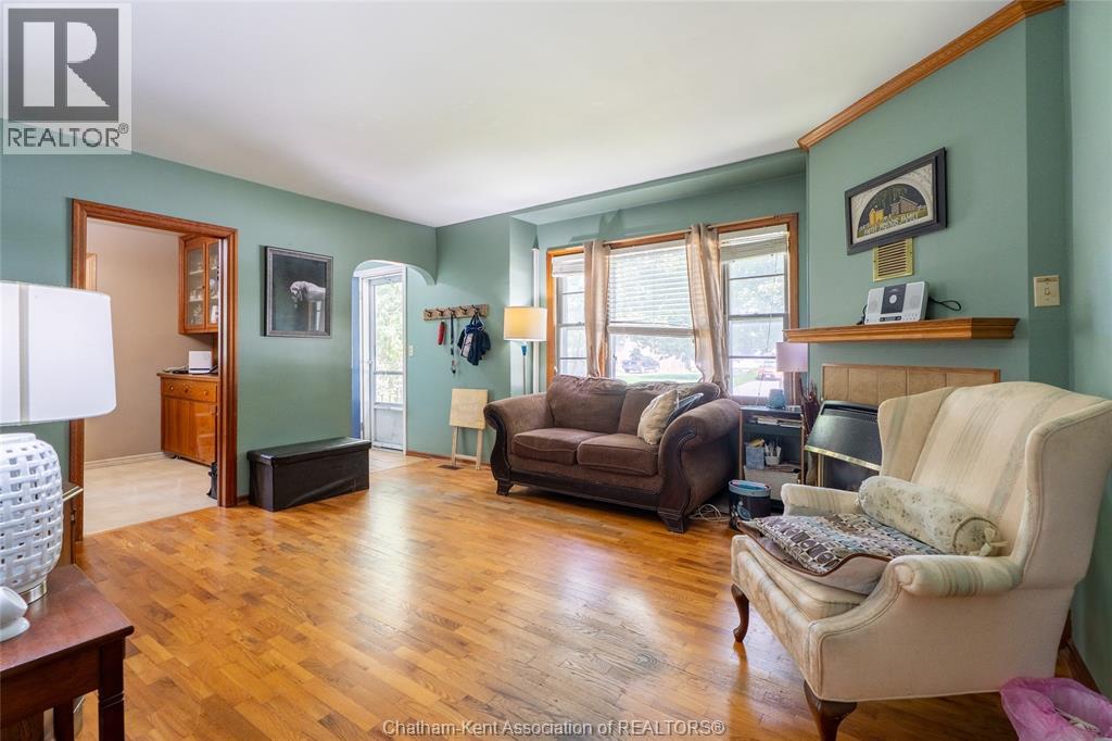 42 Canterbury Street, Chatham, Ontario, N7L3S5, Chatham, Ontario — photo 5 of 5