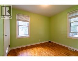 42 Canterbury Street, Chatham, ON N7L3S5 Photo 11