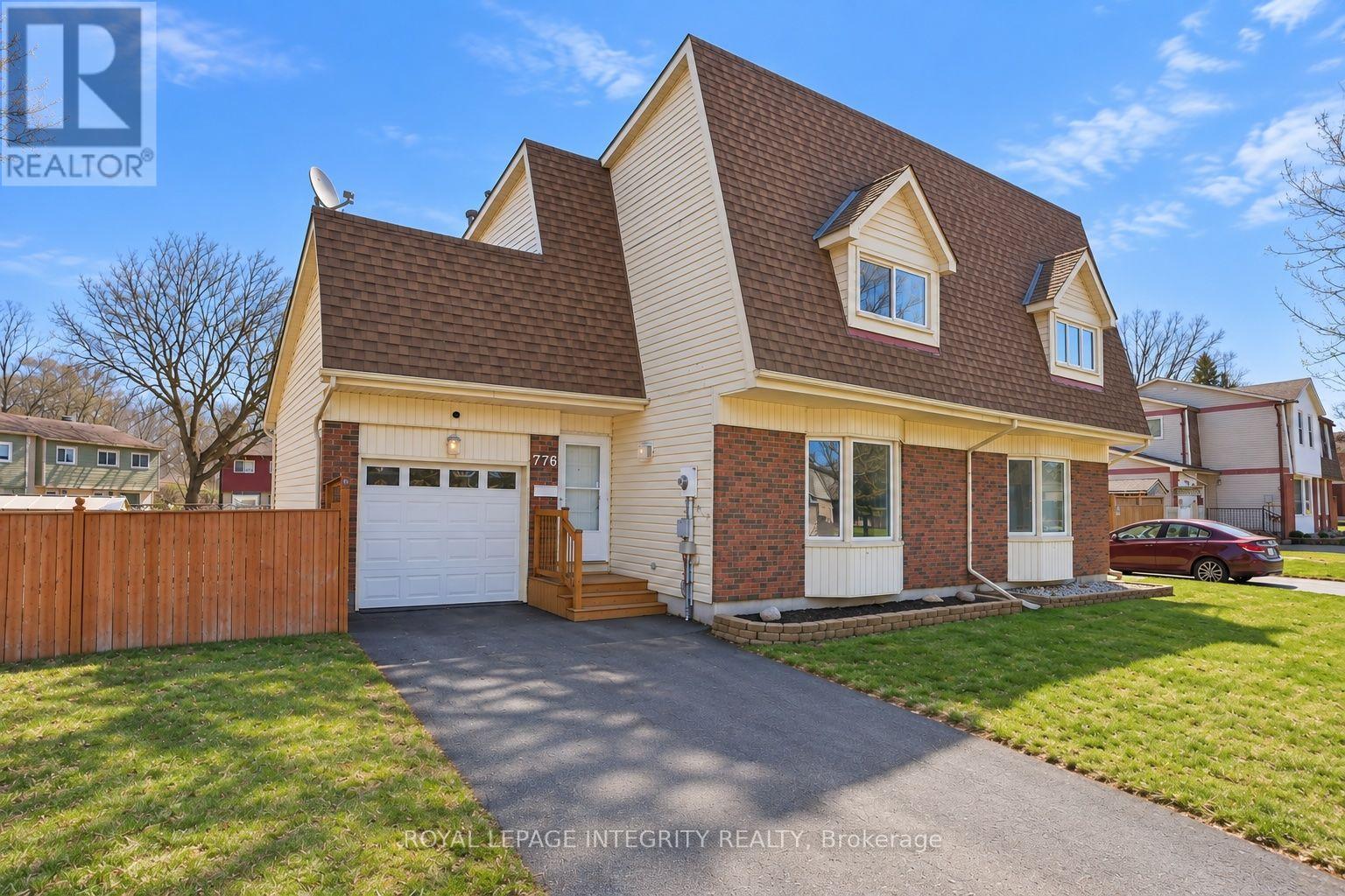 776 VINETTE CRESCENT - 2