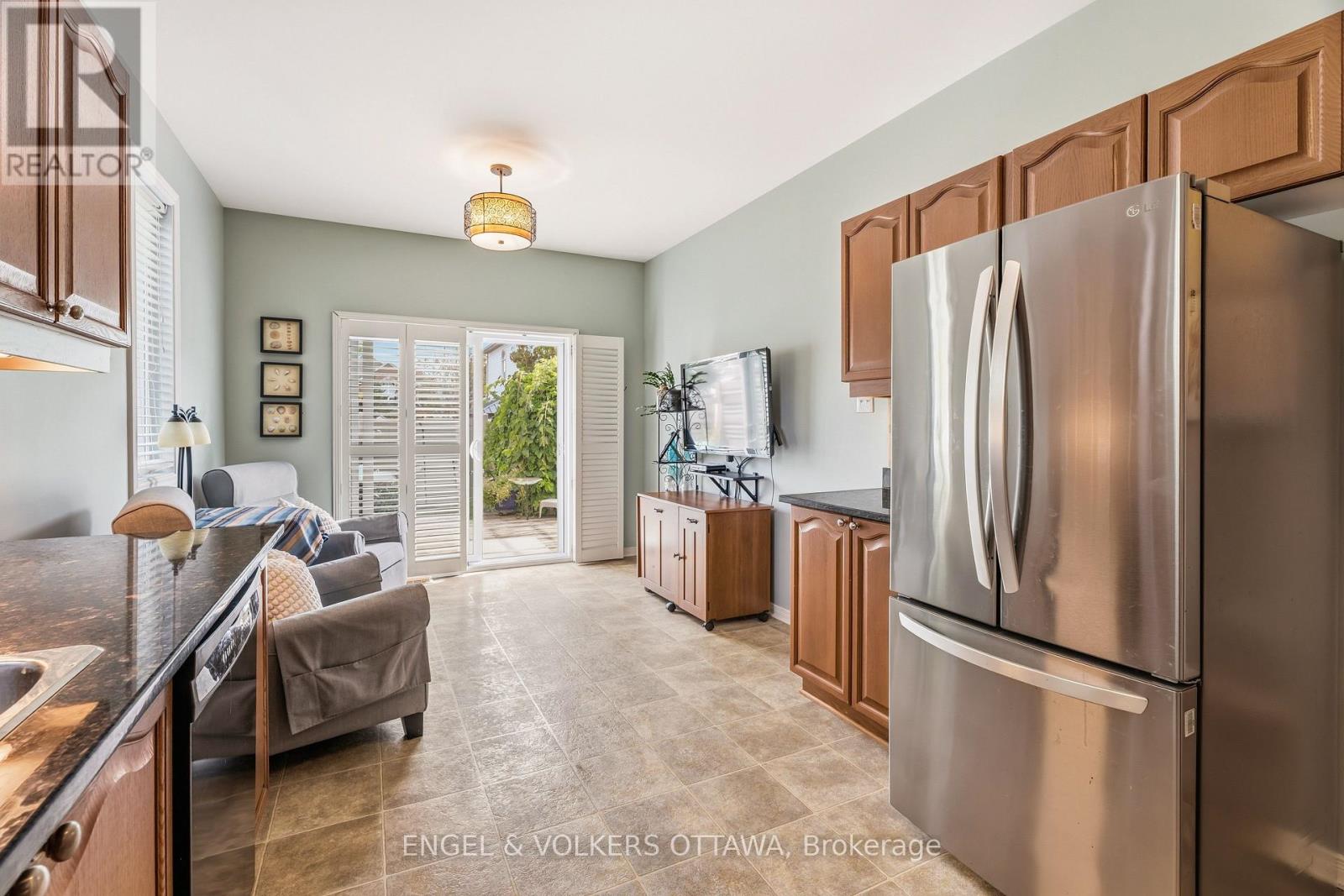 518 STONECHURCH WAY - Image 16