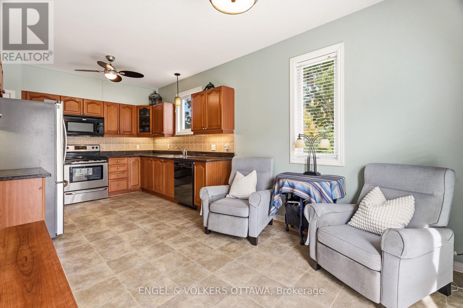 518 STONECHURCH WAY - Image 20