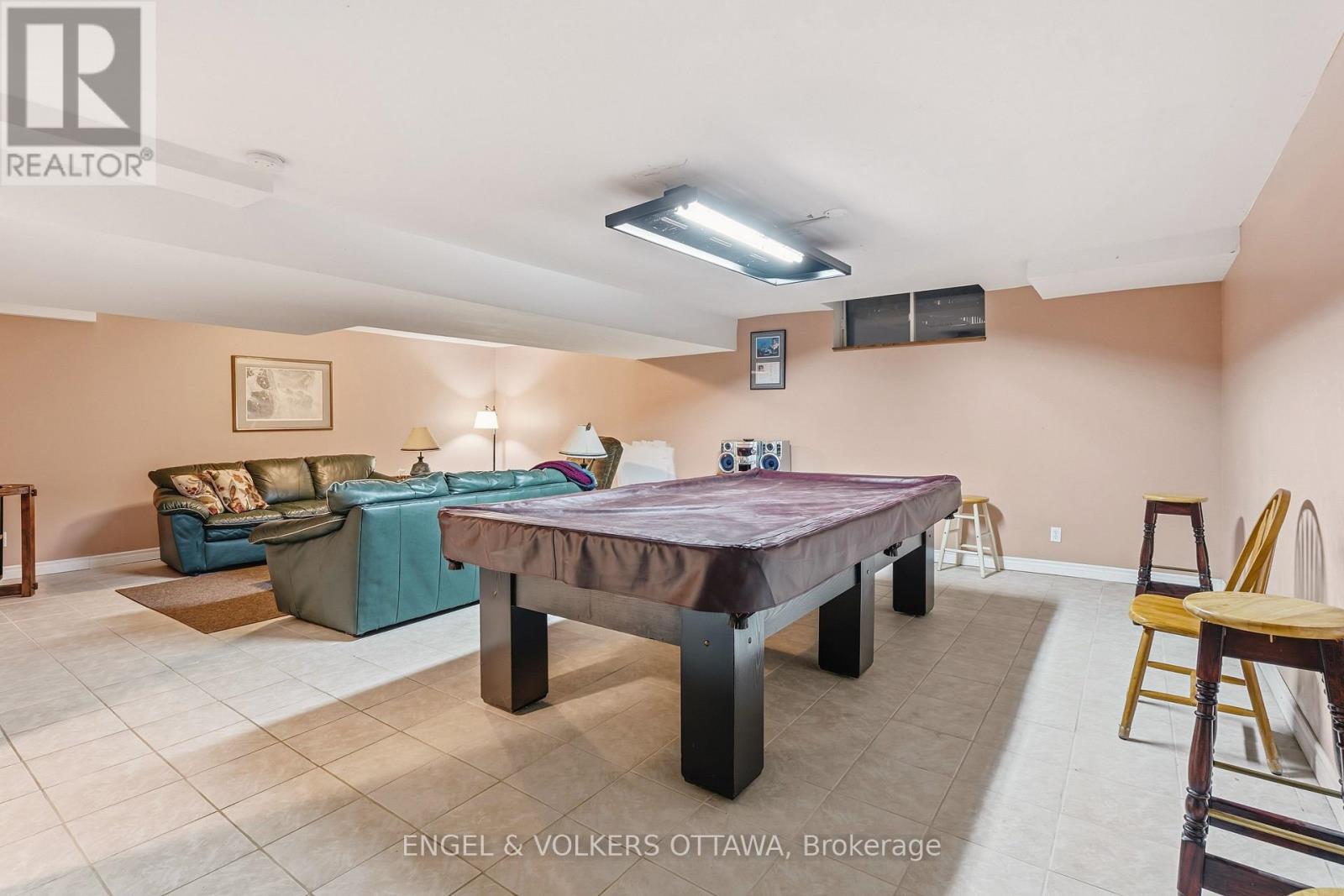 518 STONECHURCH WAY - Image 31