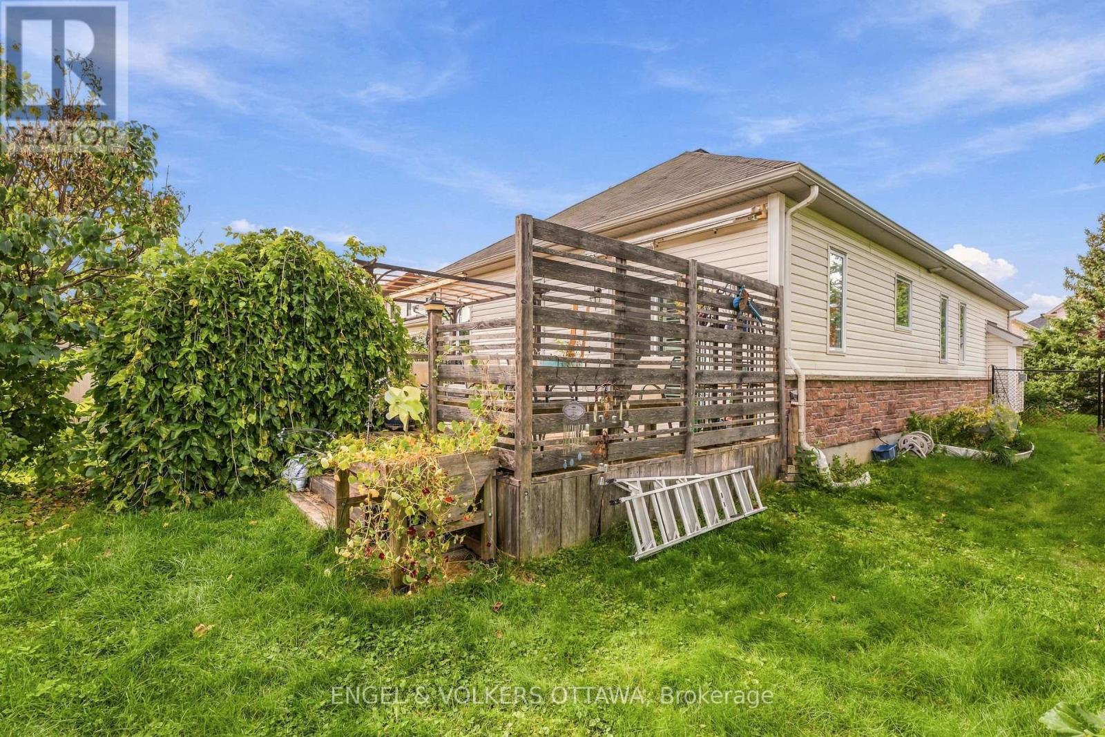 518 STONECHURCH WAY - Image 40
