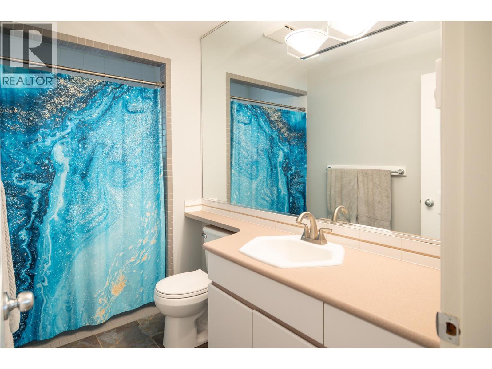 2475 Dunsmuir Road - Image 16