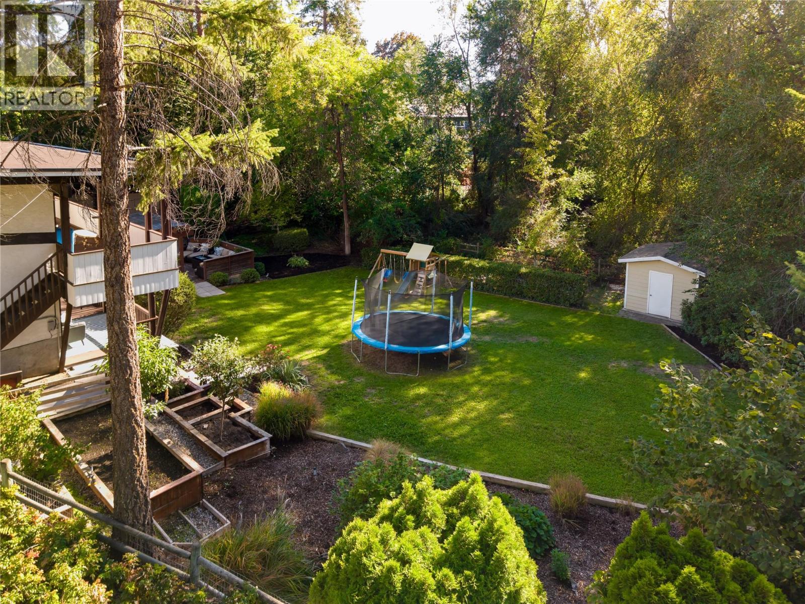 2475 Dunsmuir Road - 56