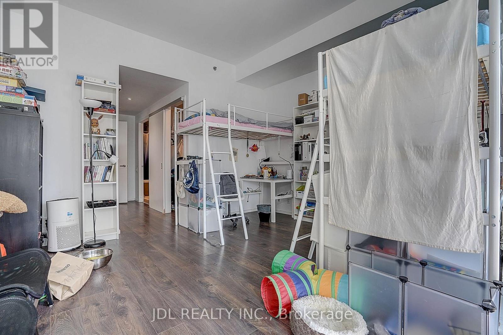 #4502 5 ST JOSEPH STREET - 22