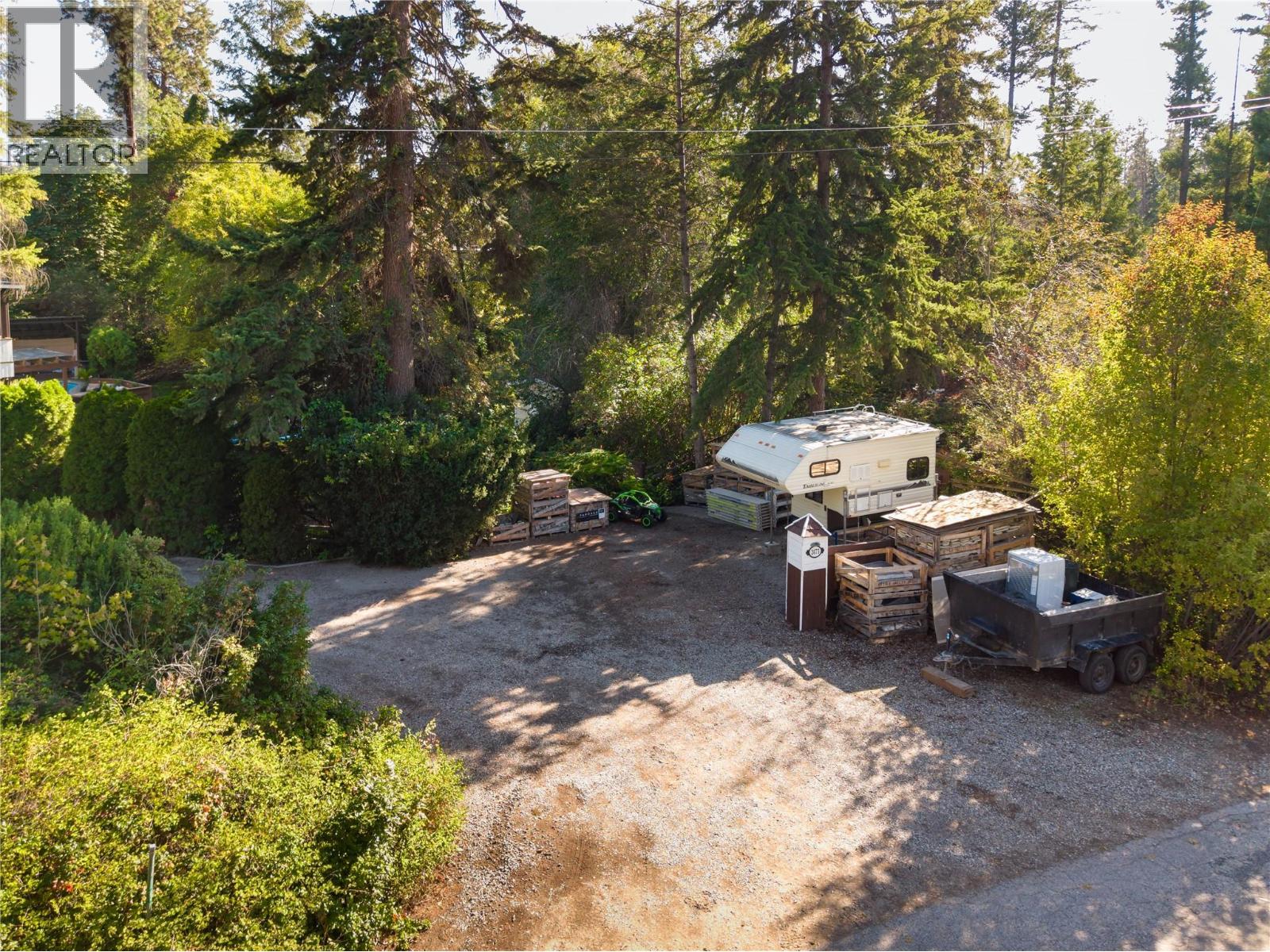 2475 Dunsmuir Road - Image 54