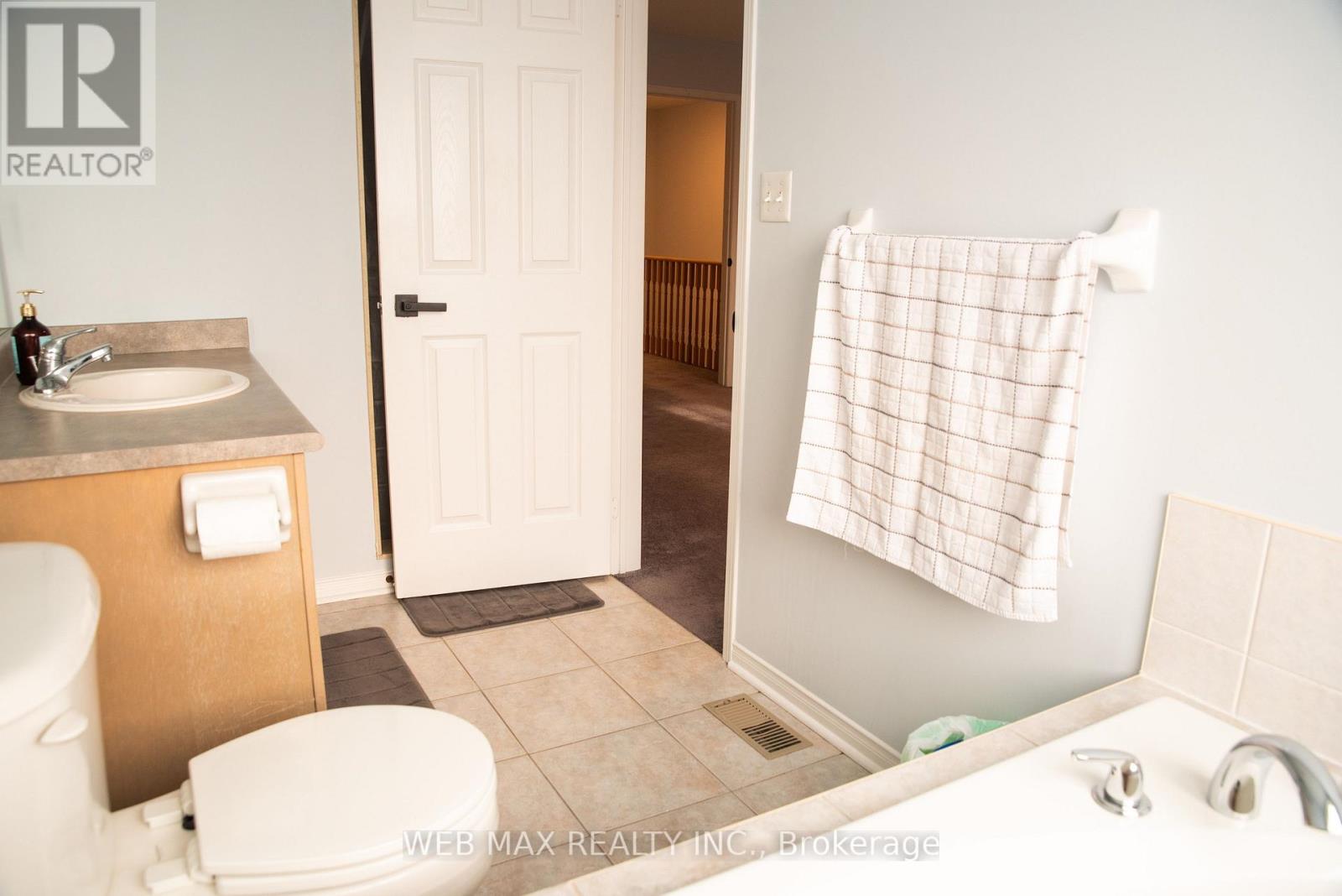 53 Ventura Lane, Ajax, ON photo 35