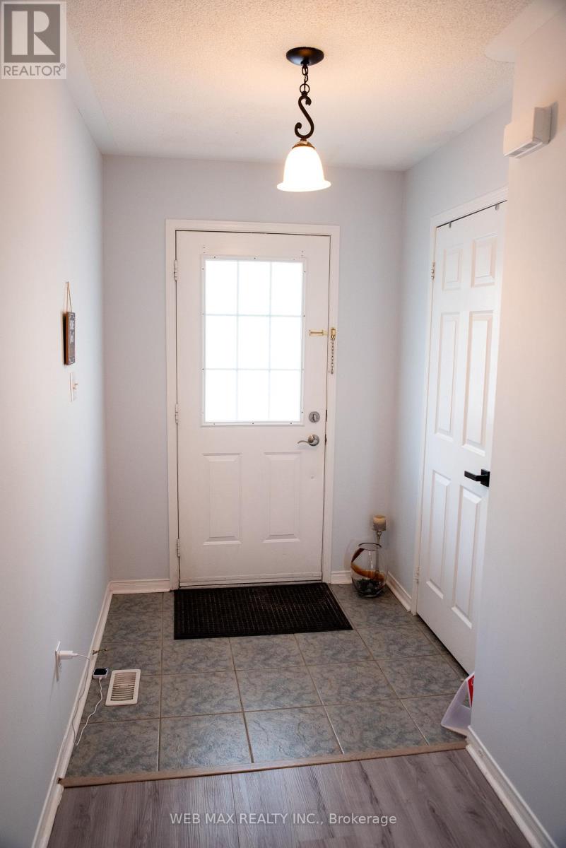 53 VENTURA LANE - 6