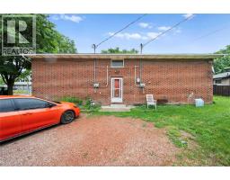 915 Lena, Windsor, ON N9C3K1 Photo 12