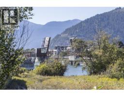 1342 Halyard Place, Squamish, BC V8B2A1 Photo 39