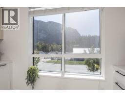 1342 Halyard Place, Squamish, BC V8B2A1 Photo 6