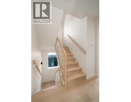 1 4161 Windsor Street, Vancouver, BC V5V4P2 Photo 14