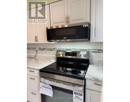 Ph4 - 9 Chalmers Road, Richmond Hill, ON L4B3N3 Photo 13