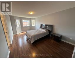 23 Twin Hills Crescent, Vaughan, ON L4H0G5 Photo 12