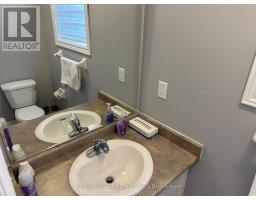 Bedroom 3 - 23 Twin Hills Crescent, Vaughan, ON L4H0G5 Photo 6