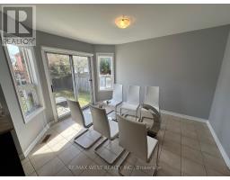 23 Twin Hills Crescent, Vaughan, ON L4H0G5 Photo 9