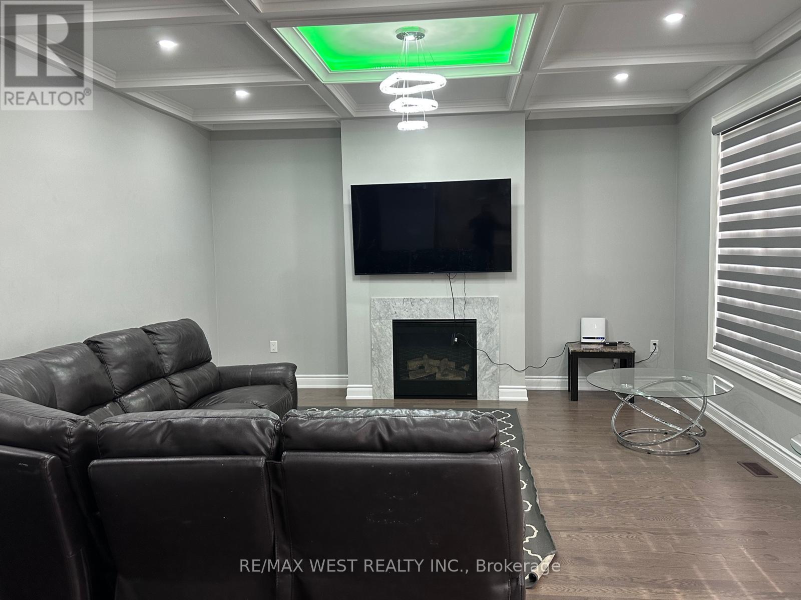 111 SCARLET WAY, Bradford West Gwillimbury (Bradford) — photo 6