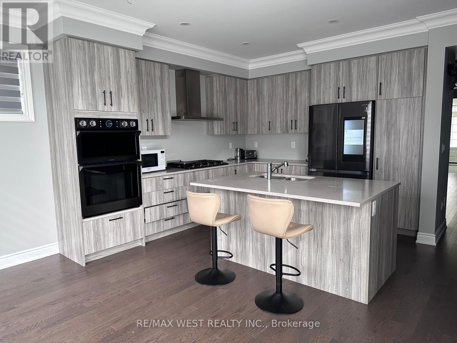 111 SCARLET WAY, Bradford West Gwillimbury (Bradford) — photo 8
