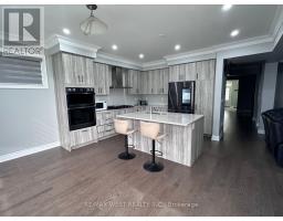 111 Scarlet Way, Bradford West Gwillimbury, ON L3Z0T4 Photo 12