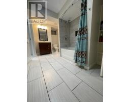 17 Lang Drive, Barrie, ON L4N7X9 Photo 7