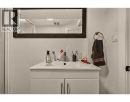 15 Mapes Avenue, Hamilton, ON L8S2K3 Photo 32
