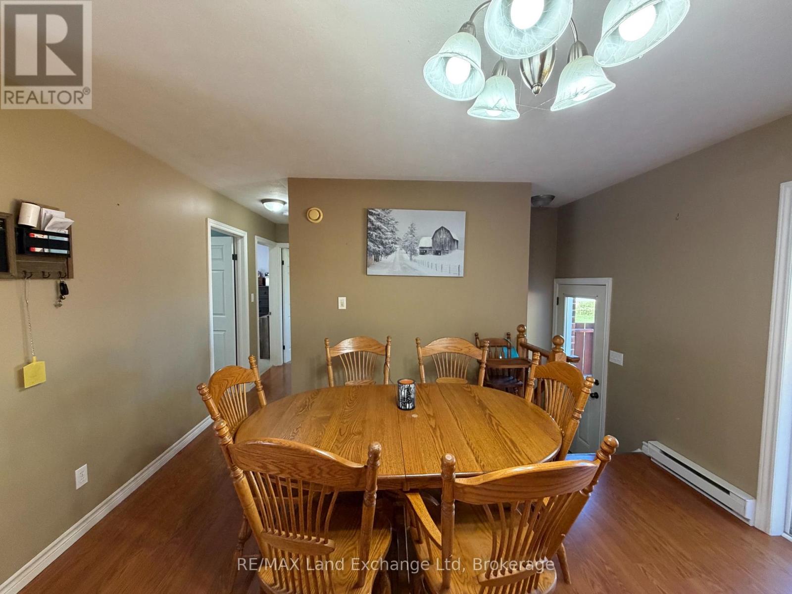 1046 VOGT STREET - Image 10