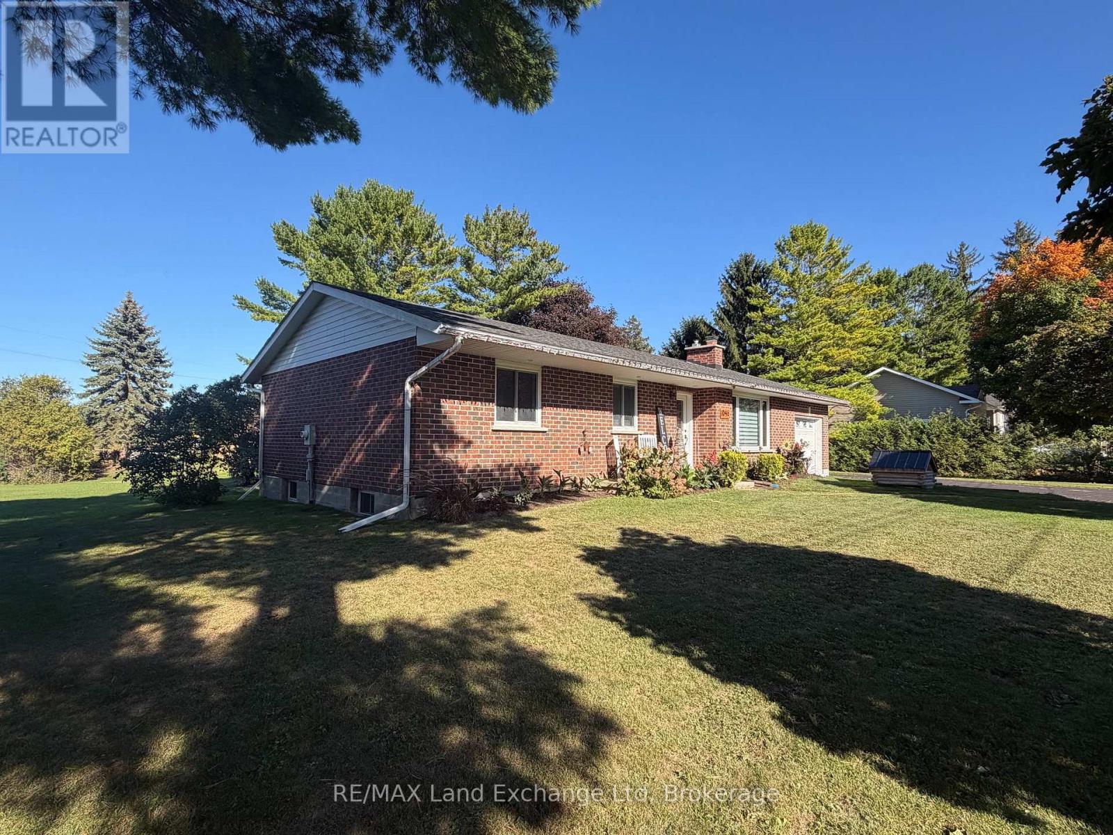 1046 VOGT STREET - Image 26