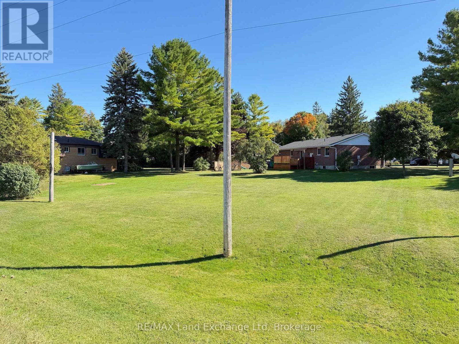 1046 VOGT STREET - 37