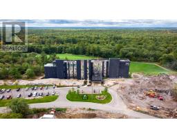 404 - 120 Carrick Trail, Gravenhurst), ON P0P0A2 Photo 18
