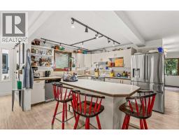Kitchen - 118 Rundle Drive, Canmore, AB T1W2L9 Photo 10