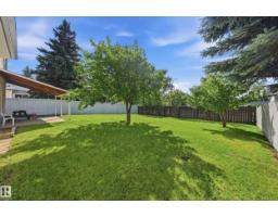Bedroom 3 - 8119 24 Av Nw, Edmonton, AB T6K2W2 Photo 7