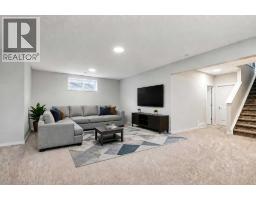 Kitchen - 31 Hotchkiss Avenue Se, Calgary, AB T3S0T5 Photo 6